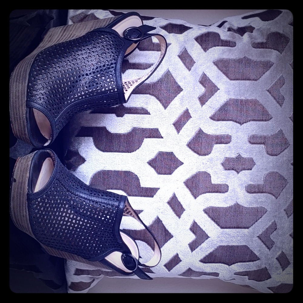 Coach perforated wedge peep toe 4.5" heel